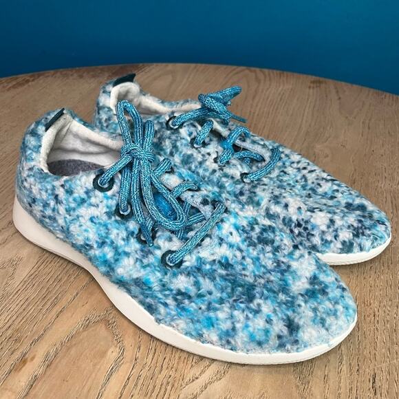 allbirds Women's Wool Runner Fluffs Merino Wool Sneaker Blue White Size 9 - Picture 1 of 9